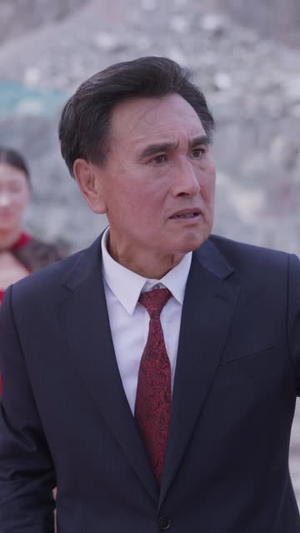 归来之八月十五月儿圆（57集）免费看
