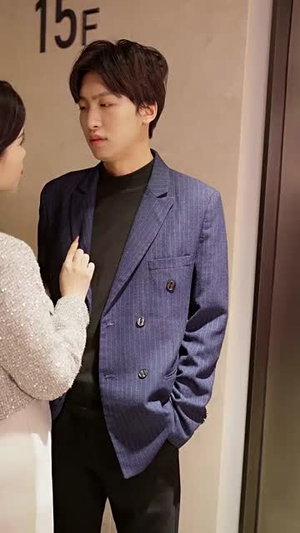 闪婚捡漏年下豪门继承人（79集）好看又上头短剧