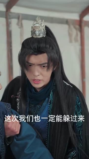 穿古通今，她娇养战神王爷（80集）每日短剧推荐