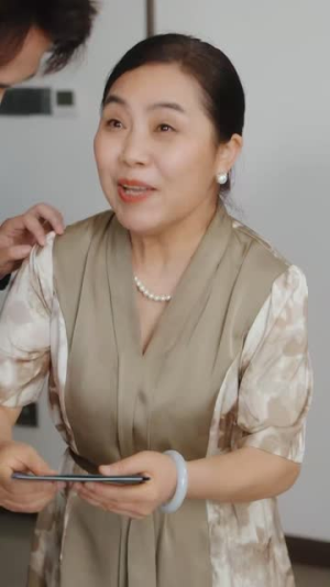 不好惹的女人（80集）最火短剧推荐