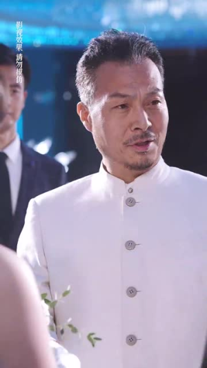 隐婚娇妻竟是首富千金（70集）精彩好看短剧