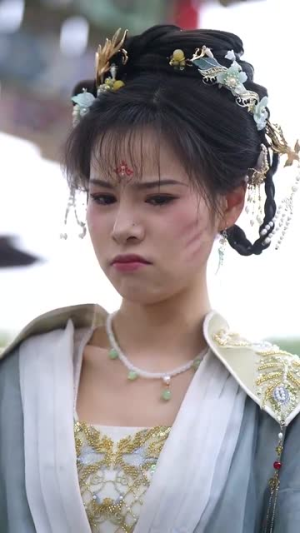 小道姑下山掀皇城（84集） 观看软件